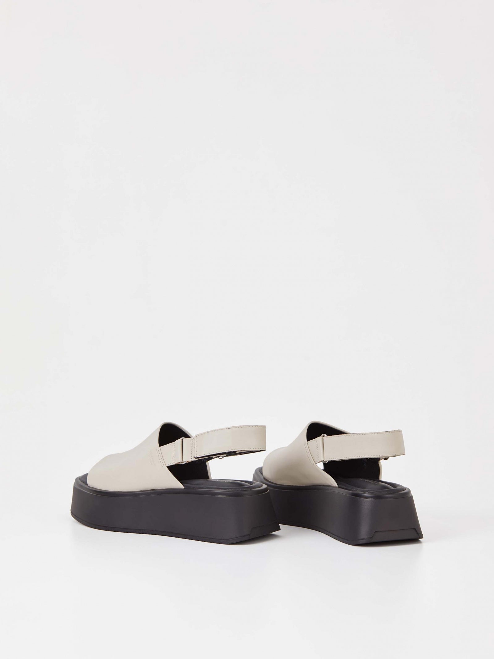 COURTNEY SANDALS