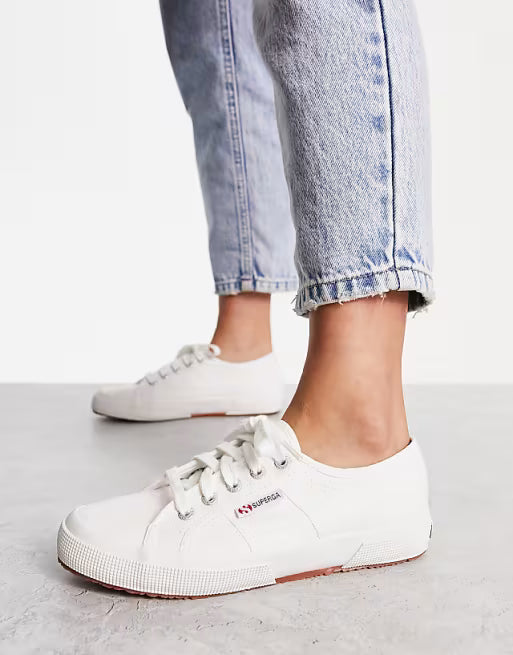 2750-Cotu Classic Shoe - White