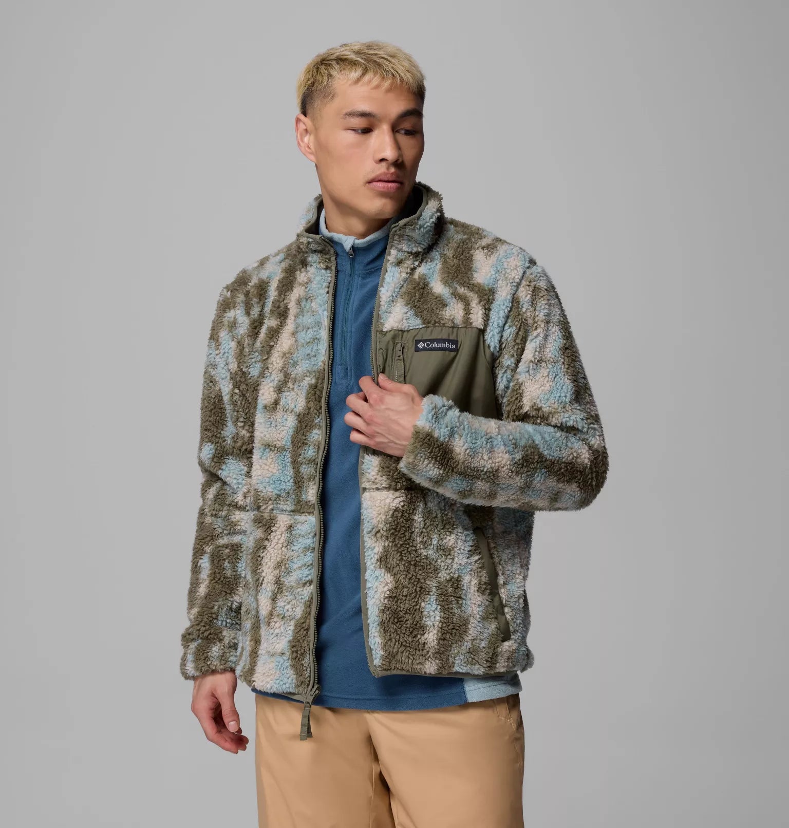 WINTER PASS™ REVERSIBLE FLEECE