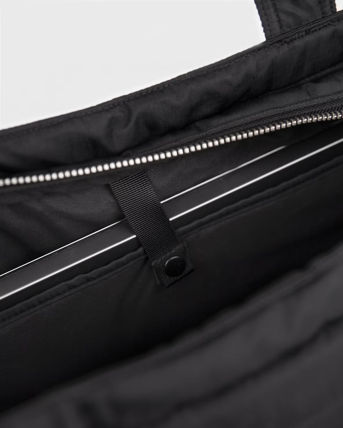 CURVE TOTE BAG