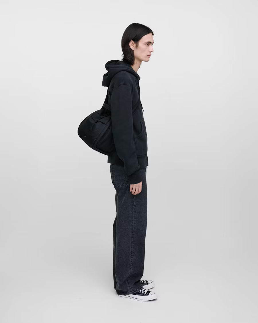 CURVE BUCKET BAG