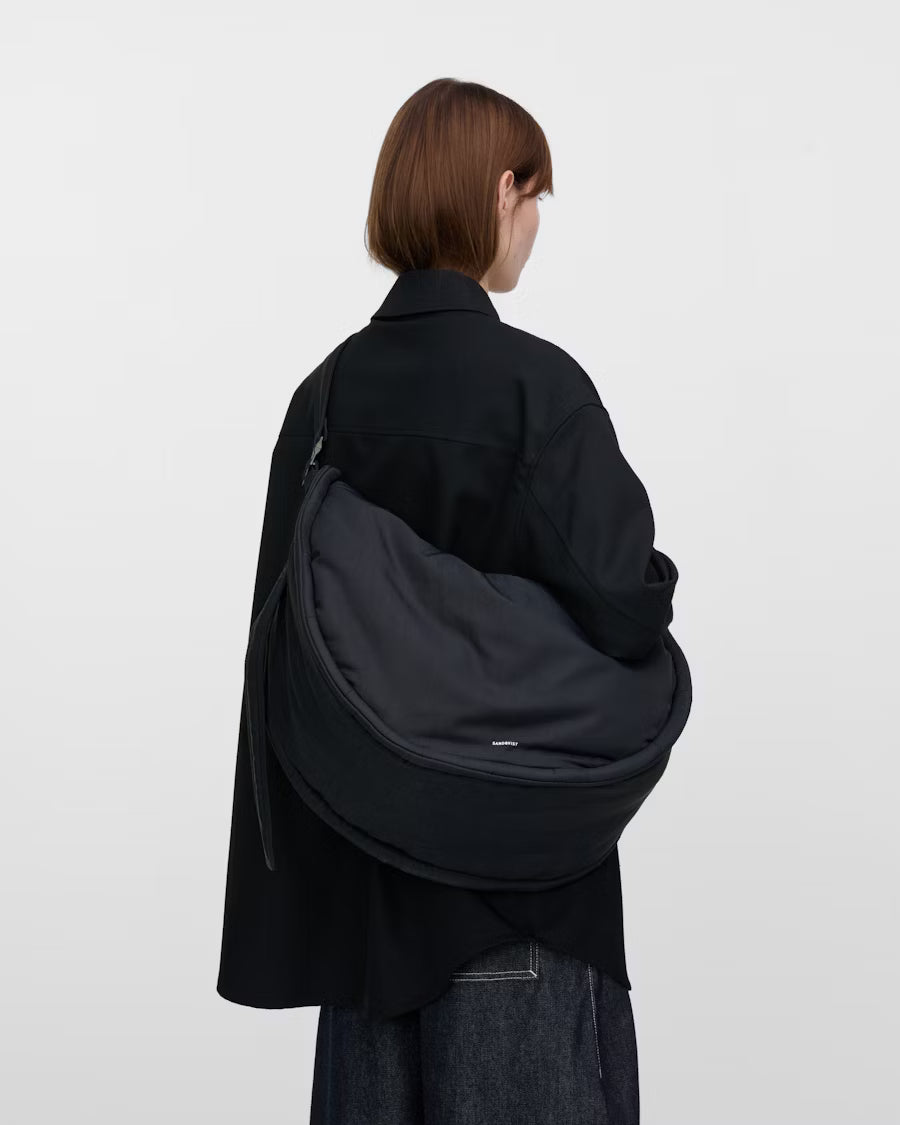 CURVE CROSSBODY ROUND L