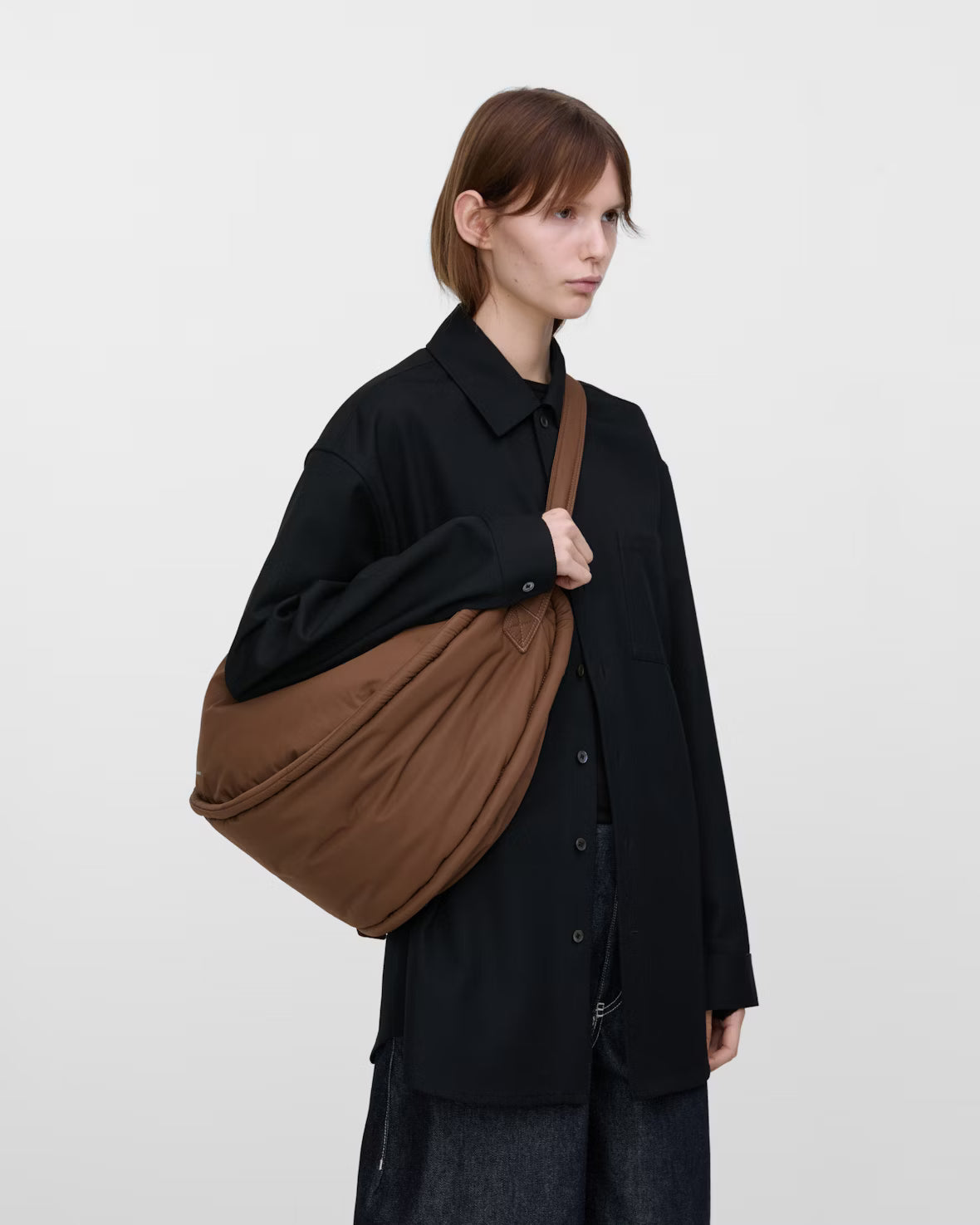CURVE CROSSBODY ROUND L