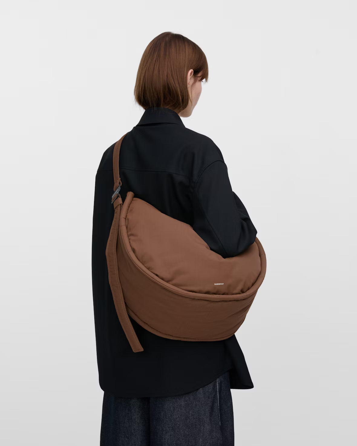CURVE CROSSBODY ROUND L