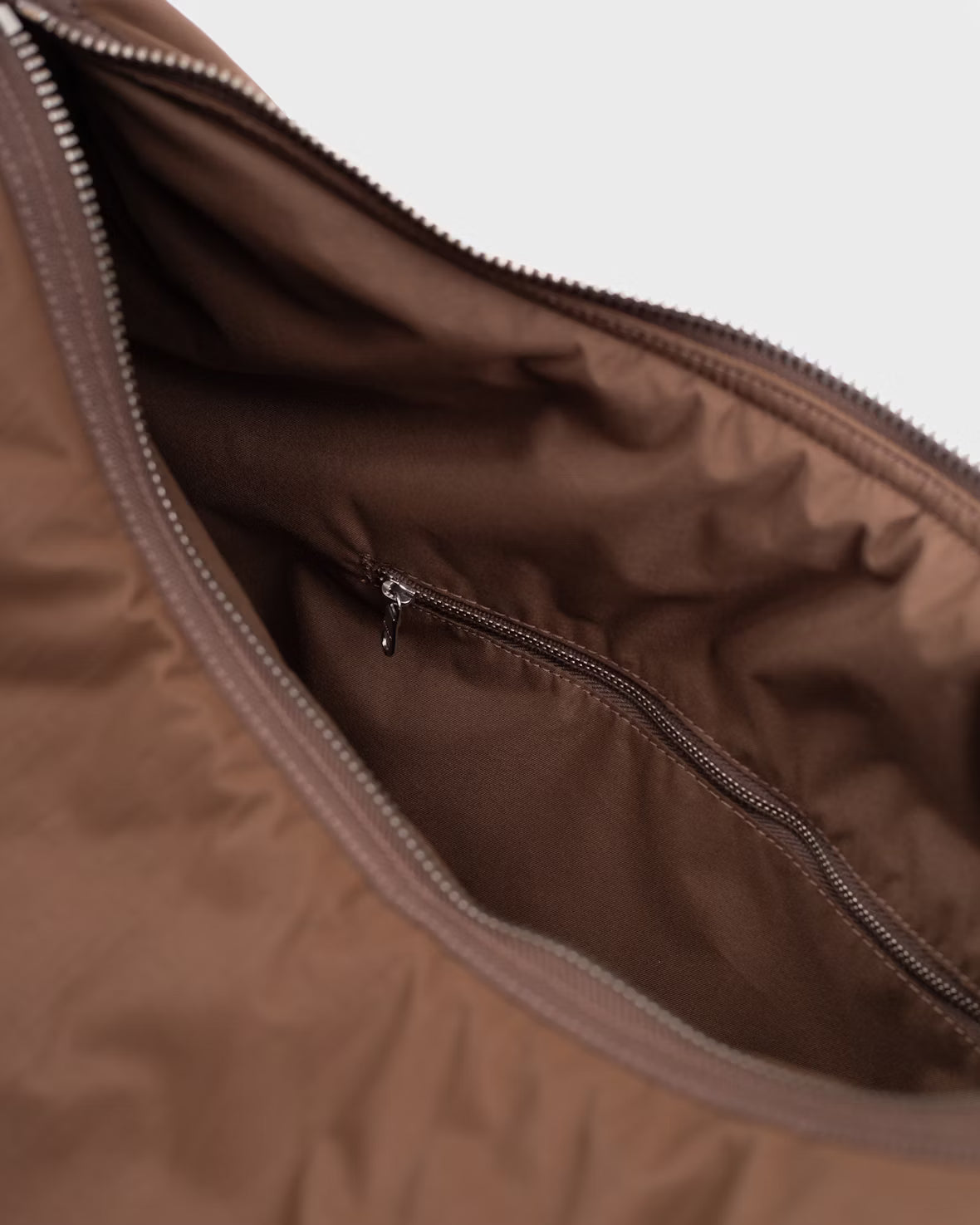 CURVE CROSSBODY ROUND L
