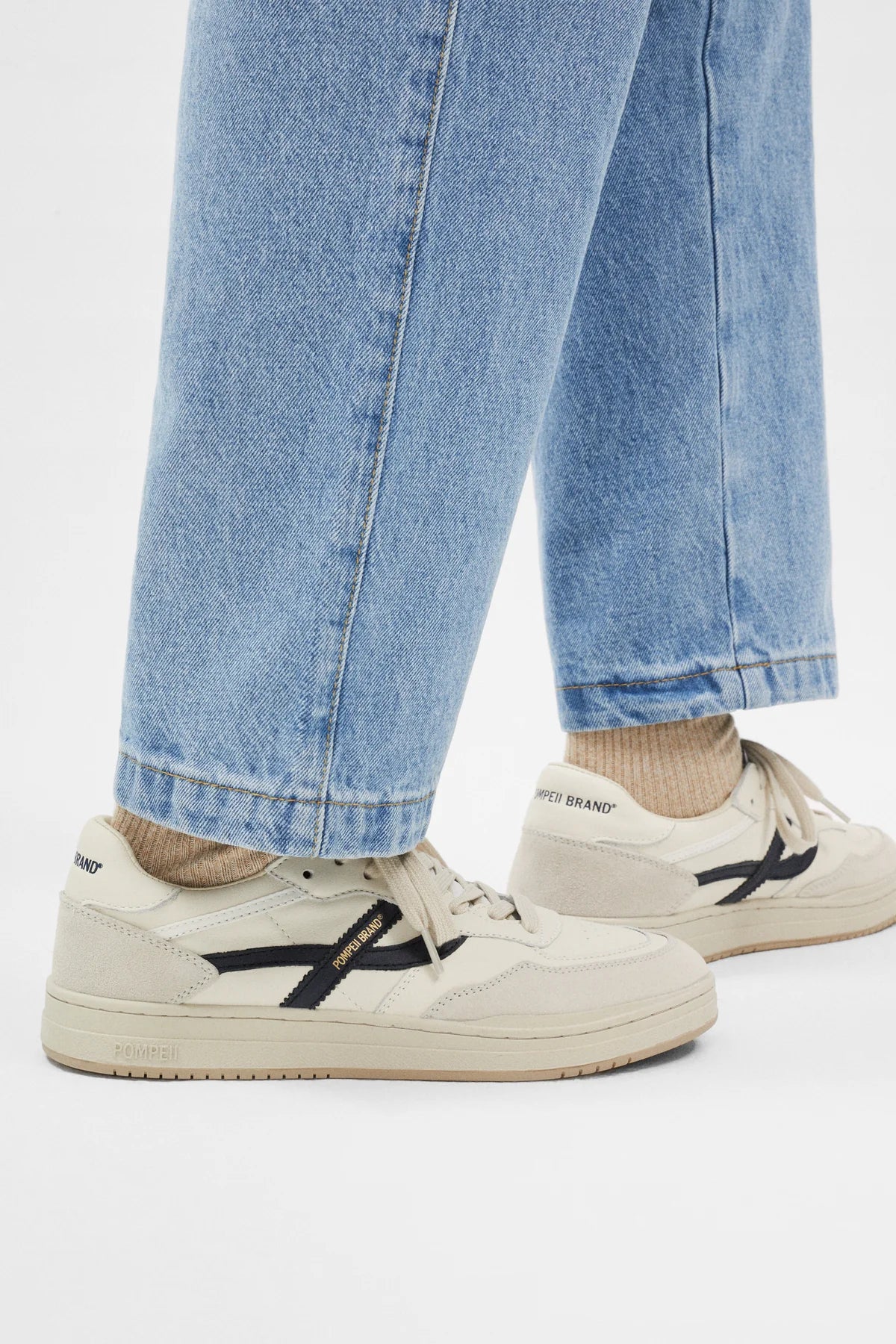 Elan Pippa Leather Sneaker - Ecru Navy