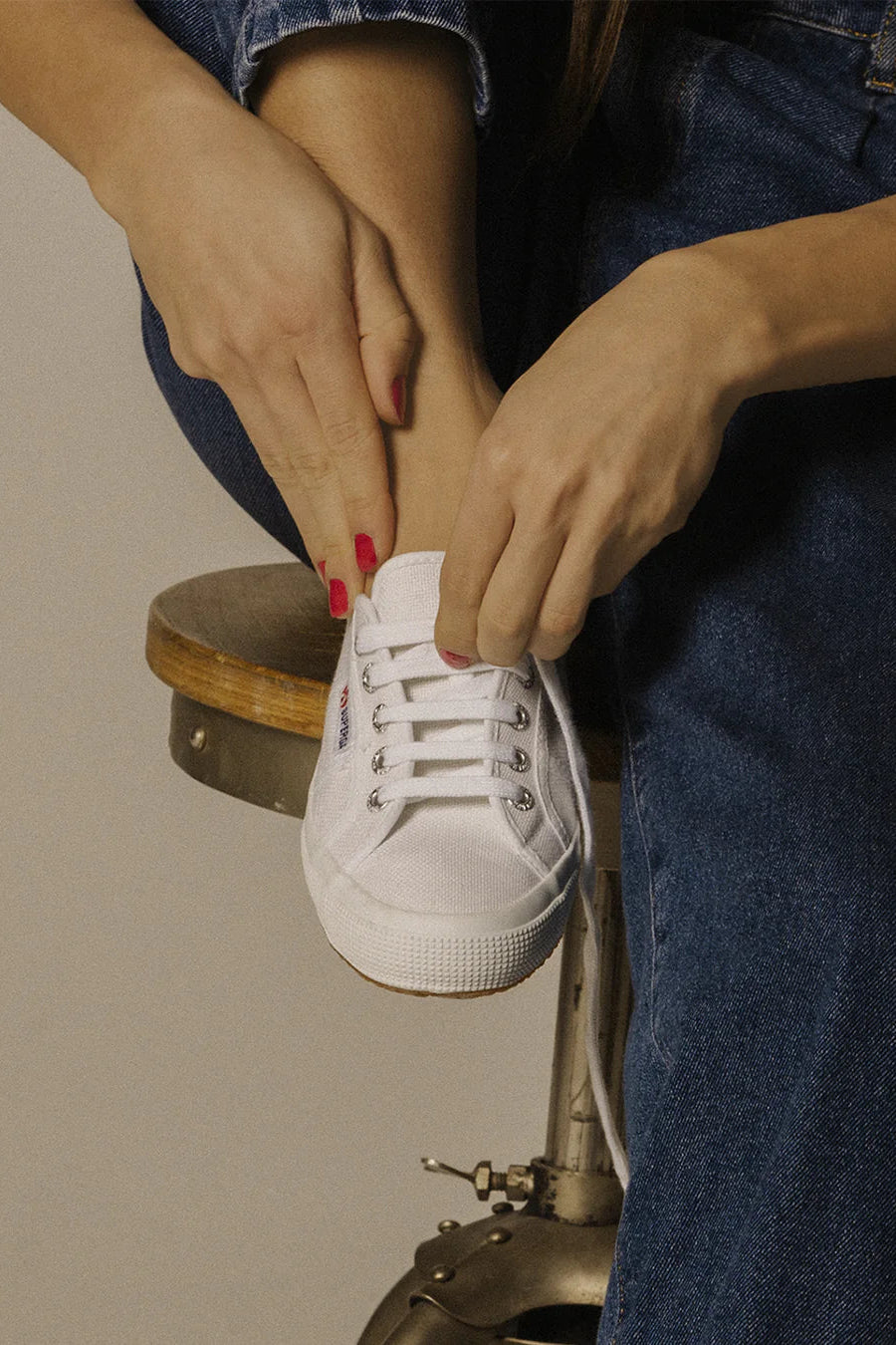 2750-Cotu Classic Shoe - White