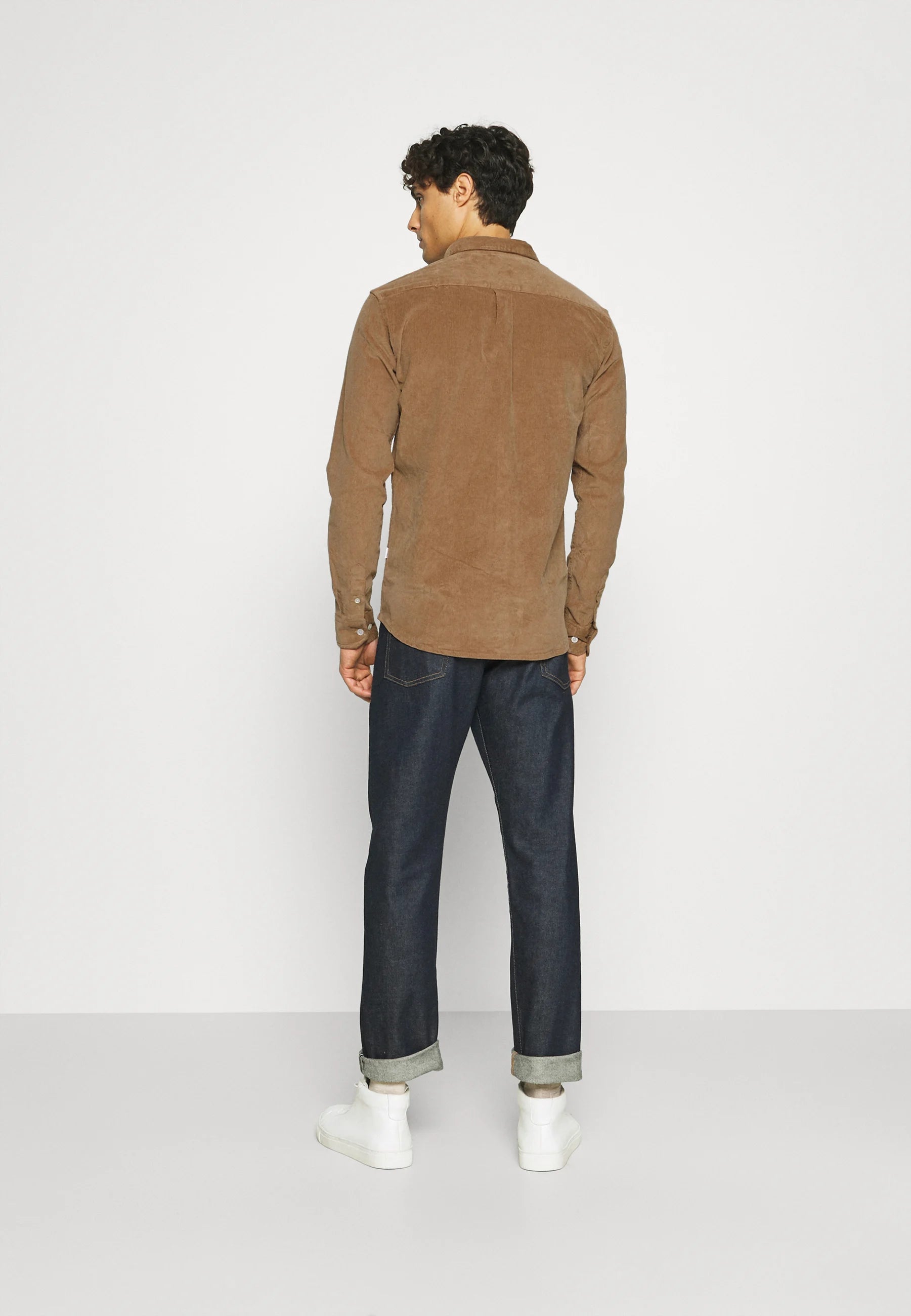 JOHAN CORDUROY SHIRT