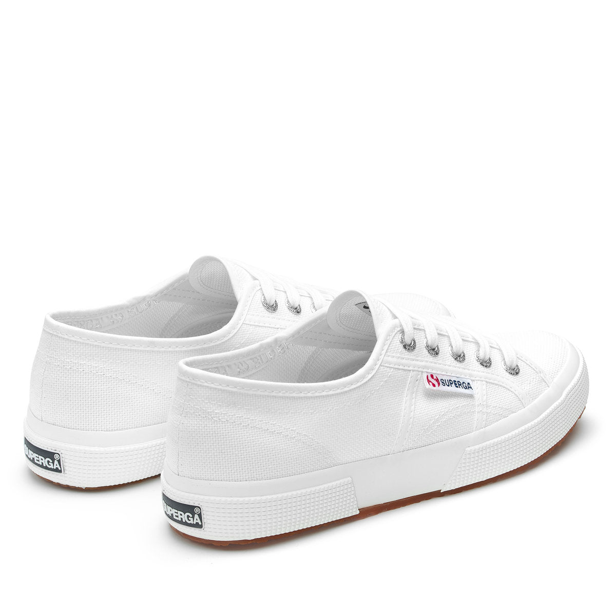 2750-Cotu Classic Shoe - White