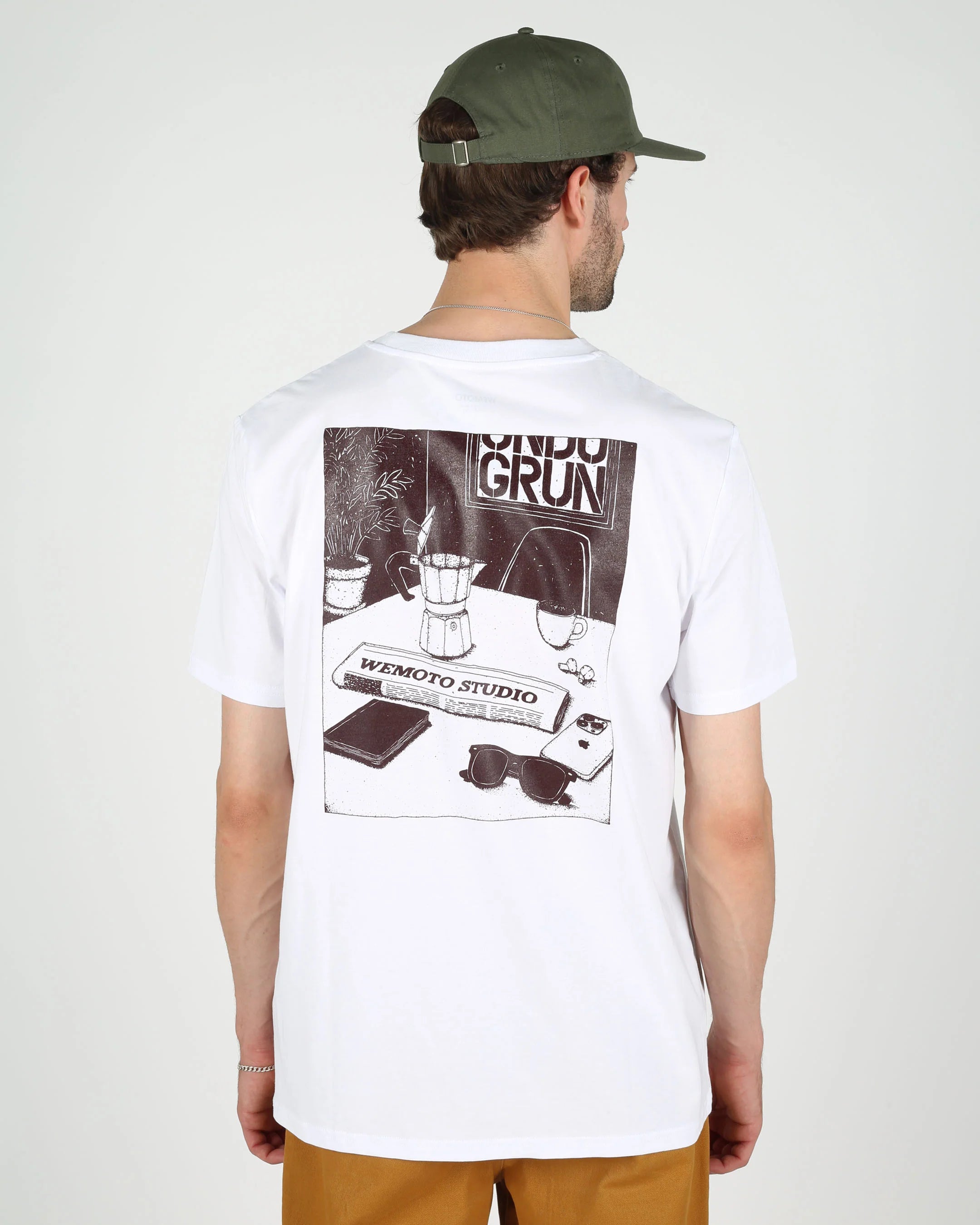 Mokka Tee - White
